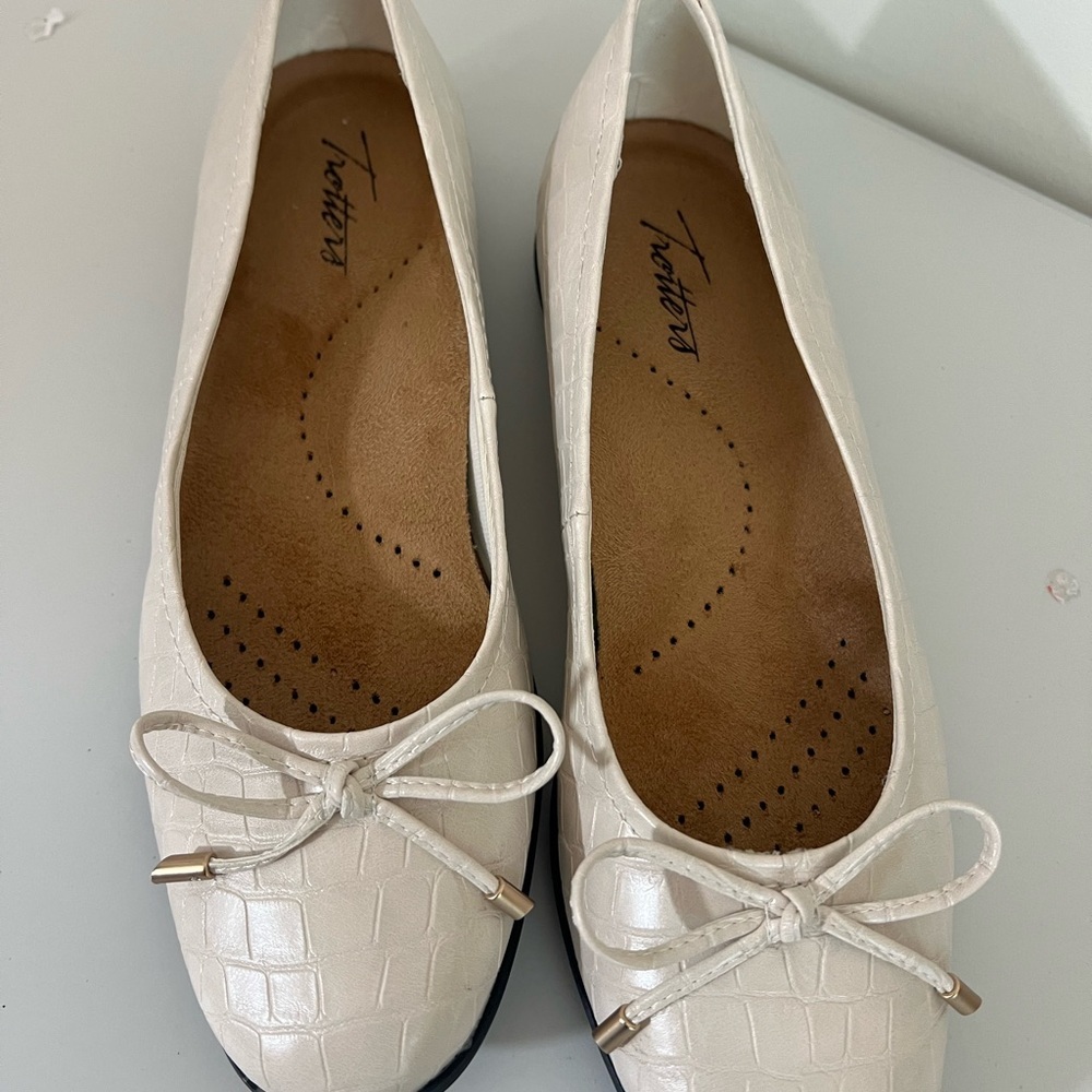 Trotters Ballet Flats Women's Sz 8.5
